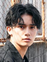 テン 心斎橋(tenn.)&nbsp;心斎橋フェザーパーマ毛流れセンターパートカルマパーマ強め30代