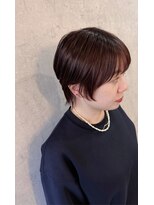ポリマン 西新井(poliment) 上品見せ暗髪カラー×大人女性ショートボブ 耳掛け/春向け