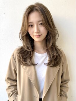 アロマ ヘアー ルーム 新宿3号店(AROMA hair room)の写真/敏腕スタイリストによる丁寧なカウンセリングと高技術を体験！ミディアムロングと似合わせカラーもお任せ◎