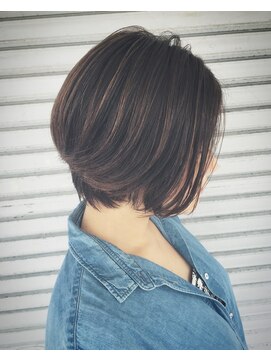 トーク 伊丹本店(TAL'KE) スモーキーアッシュハイライト×ボブ