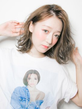 リリアン 青山(relian) 似合わせミディアムカットお任せください！