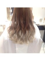 メレット(Meret)&nbsp;ホワイティーアッシュグラデーションカラー[オンブレ]