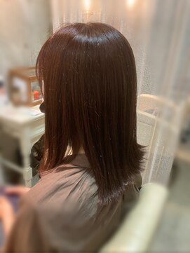 フルーヴ(Fleuve) ブツ切り//ラベージュ//外ハネ♪