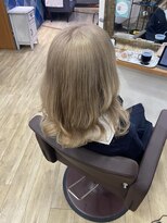 ロア 福岡天神本店(LORE)&nbsp;ホワイトベージュカラー