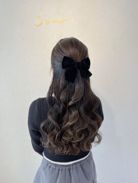 ソノ(sono) ハーフアップ ハーフツイン ベロアリボン 推し活ヘア