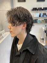 メンズパーマ　ビジネスヘア　大人髪