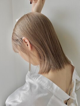 ヘアメイク エマ 中央駅西口店(EMMA) セミディー　柔らかいベージュ