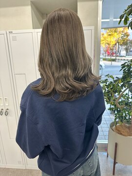 ティント 梅田(Tint) 【Ryota】オリーブグレージュ《大阪梅田駅》