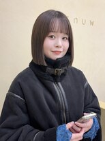 スニュウ(snuw)&nbsp;切りっぱなしボブ小顔カットグレージュミルクティ