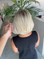 キング 心斎橋店(K!ng)&nbsp;ハイライトカラーミルクティーベージュレイヤーカット