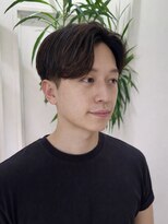 トリッカ シブヤ(TRICCA SHIBUYA)&nbsp;センターパート/ハイライト/刈り上げ