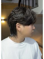 マーシー(MAAAAAC)&nbsp;メンズセンターパートウルフ×ニュアンス風パーマ