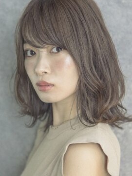 ミンクス 青山店(MINX) 小顔効果抜群!外ハネくびれミディ