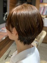 リプレイ(Replay)&nbsp;小顔ショートボブ耳かけスタイル