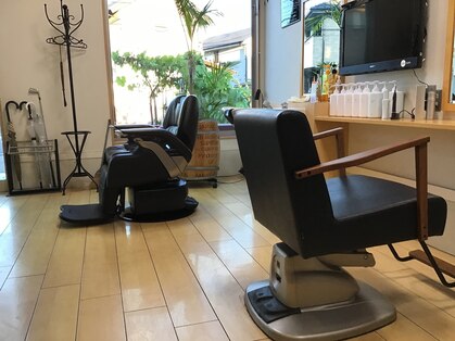 カールソン ジェイ ヘアー(Carlson J Hair)の写真