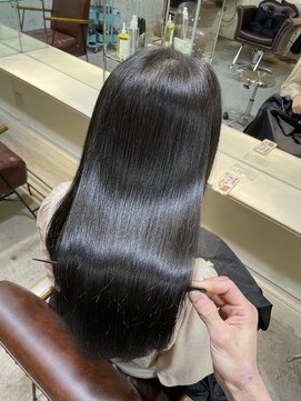 ロロ(ro-ro) 【恵比寿 ro-ro】風に靡く柔らかい潤艶髪