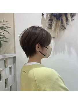 フゥカ 類家店(fuka) 八戸ナチュラルふんわり丸みショート20代30代40代