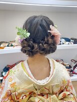 お団子ツイン　ツインアレンジ　振袖ヘア　袴ヘア