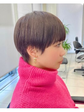 トニーアンドガイ 青山表参道店(TONI&GUY) 大人マッシュショート ピンクベージュシアカラーショートヘア