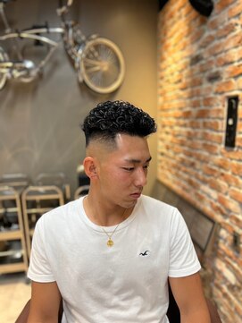 プロショップウェーブ セカンド(PRO SHOP WAVE II) ニュアンスパーマ/カルマパーマ/ダークアッシュ[原宿駅]