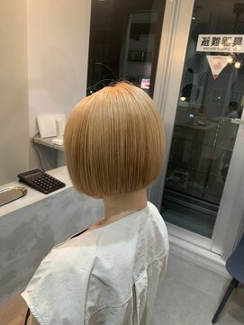 エマ 日吉(emma) 【emma小濱】ダブルカラーで叶うブロンド