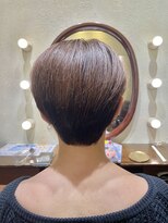 エルサフィロ ヨドヤバシ(el zafiro yodoyabashi) 【el zafiro yodoyabashi】少し短め大人女性ショート