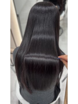 ジーナ 博多筑紫口(Zina) 【輝士】透明感グレージュカラー×髪質改善トリートメント