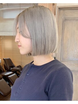 カナン(CANAAN) ハイトーン　ブリーチ　ブロンド　シルバー　グレージュ