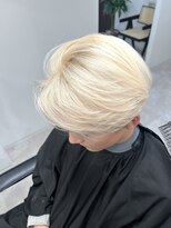 ヴィア 京都烏丸(Via)&nbsp;メンズブリーチ/ホワイトブロンド/センターパート/ダブルカラー