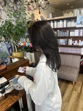 バンビ プライベート サロン(Bambi private salon) Bambi*セミロングヘアー　セミロングレイヤー　ダークアッシュ