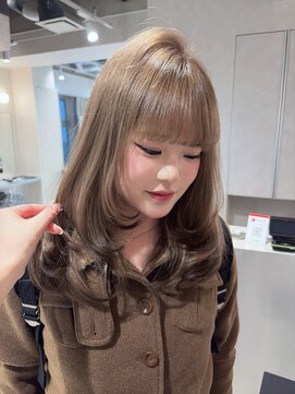 ユーフォリア 池袋東口駅前店(Euphoria) 【Euphoria MITSUKI】ミディアムレイヤー×エンドカラー