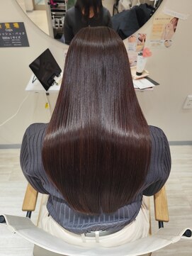 ククラ(CuCuLa) まとまる、収まる、サラツヤロング