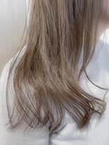 ブルーム(BLOOM)&nbsp;ホワイトグレーカラー