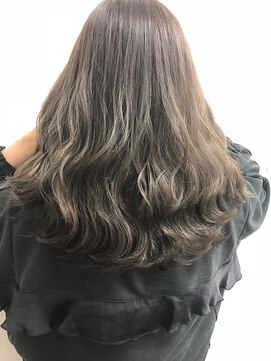 ジャム オードリー(Jam Audrey) アッシュグレージュ×ハイライトカラー