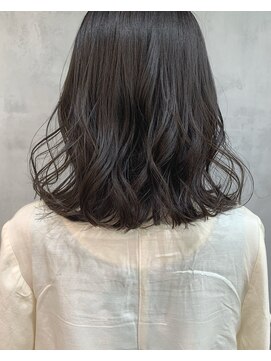 キチ(kichi.) [kichi.] ミディアム×透明感グレージュ