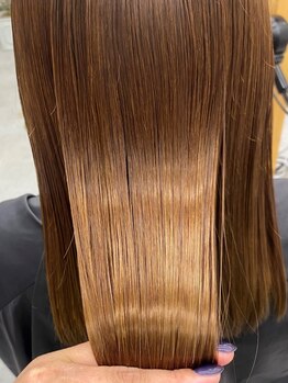 アエル(AELU)の写真/【滋賀・草津市】ハイダメージやエイジングによる乾燥を補修し、髪の芯からしっとり潤うツヤ髪へ♪