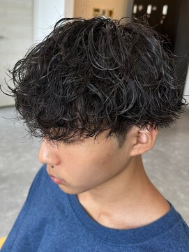 フゥ 宇都宮(FeU) 波巻きスパイラルパーマメンズマッシュパーマツイストパーマ