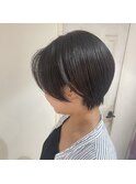 厚めバングのインナーグレージュorピンクベージュの大人ヘア
