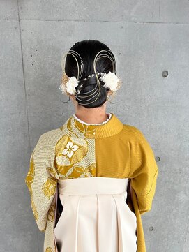 エディット トウキョウ(e.dit tokyo) 【MILK/MURIEL macoto】タイトシニヨン　卒業式ヘア