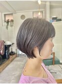 ショートボブ
