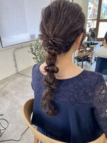 シファカ(sifaka)&nbsp;編みおろし　お呼ばれアレンジ