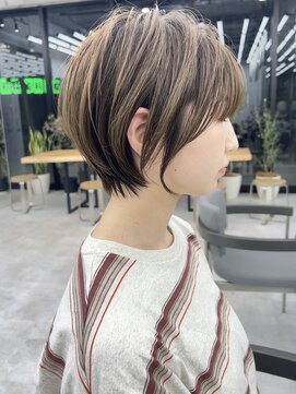 ビューブルー 亀戸錦糸町(VIEW BLUE) 美髪シアーカラーピンクブラウンショートカット切りっぱなしボブ