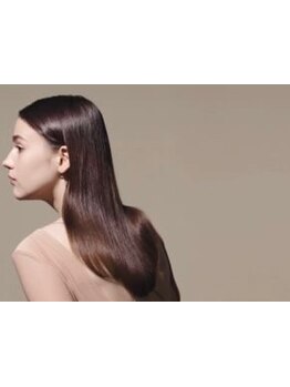 【HITA縮毛矯正】うねりや広がり、クセの強い髪もナチュラルな仕上がりと手触りに感動すること間違いなし♪