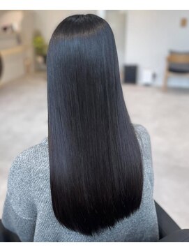 エミュスト(Emuest) 村上ミユ