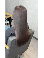 エミリー(Emily)&nbsp;髪にドラマを。透明感カラー、トリートメント