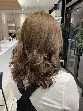 ステアケース 武蔵小杉店(stair:case) 2025年人気髪型　コテ巻き風デジタルパーマ