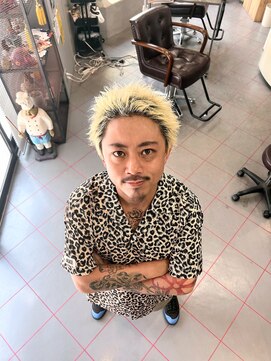 ダニーコウベ(Danny kobe) スパイキー