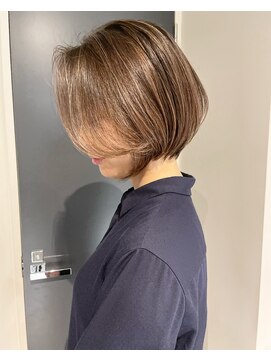 ブルックス 白髪ぼかしハイライト アッシュベージュ ベージュハイライト