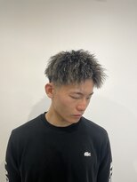 ブリーチ 金沢店(BLEACHi)&nbsp;ツイスト×ハイライトで立体感メンズショート