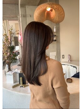 ロエ(loe)の写真/【大人女性の為の髪質改善トリートメント】髪の内部から美しく、潤いのある艶やかな質感へと導きます!